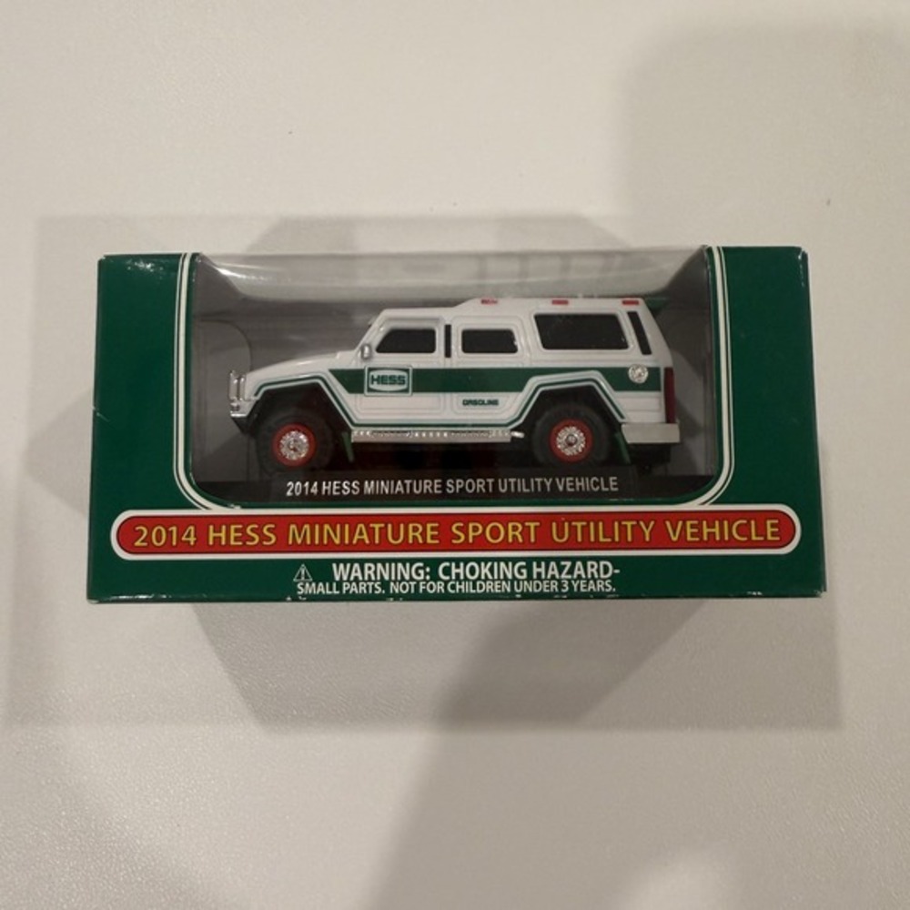 2014 Hess MINI Miniature Sport Utility Vehicle Collectible Toy Brand New‎ in Box